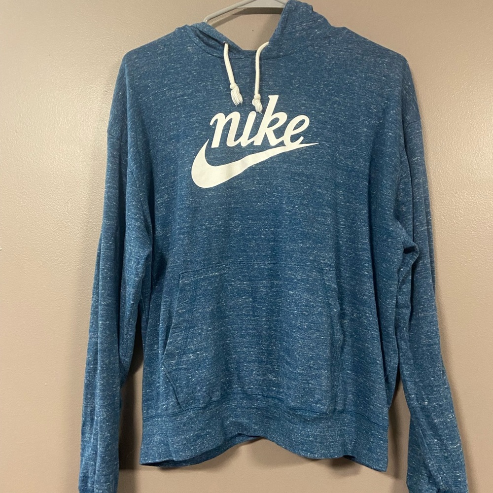 woman’s blue nike hoodie